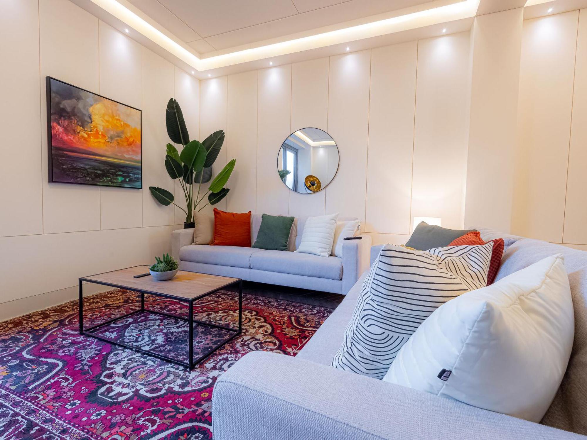 Modern Deluxe Five Bedroom House Near Chalk Farm Station By Belvilla Londra Esterno foto