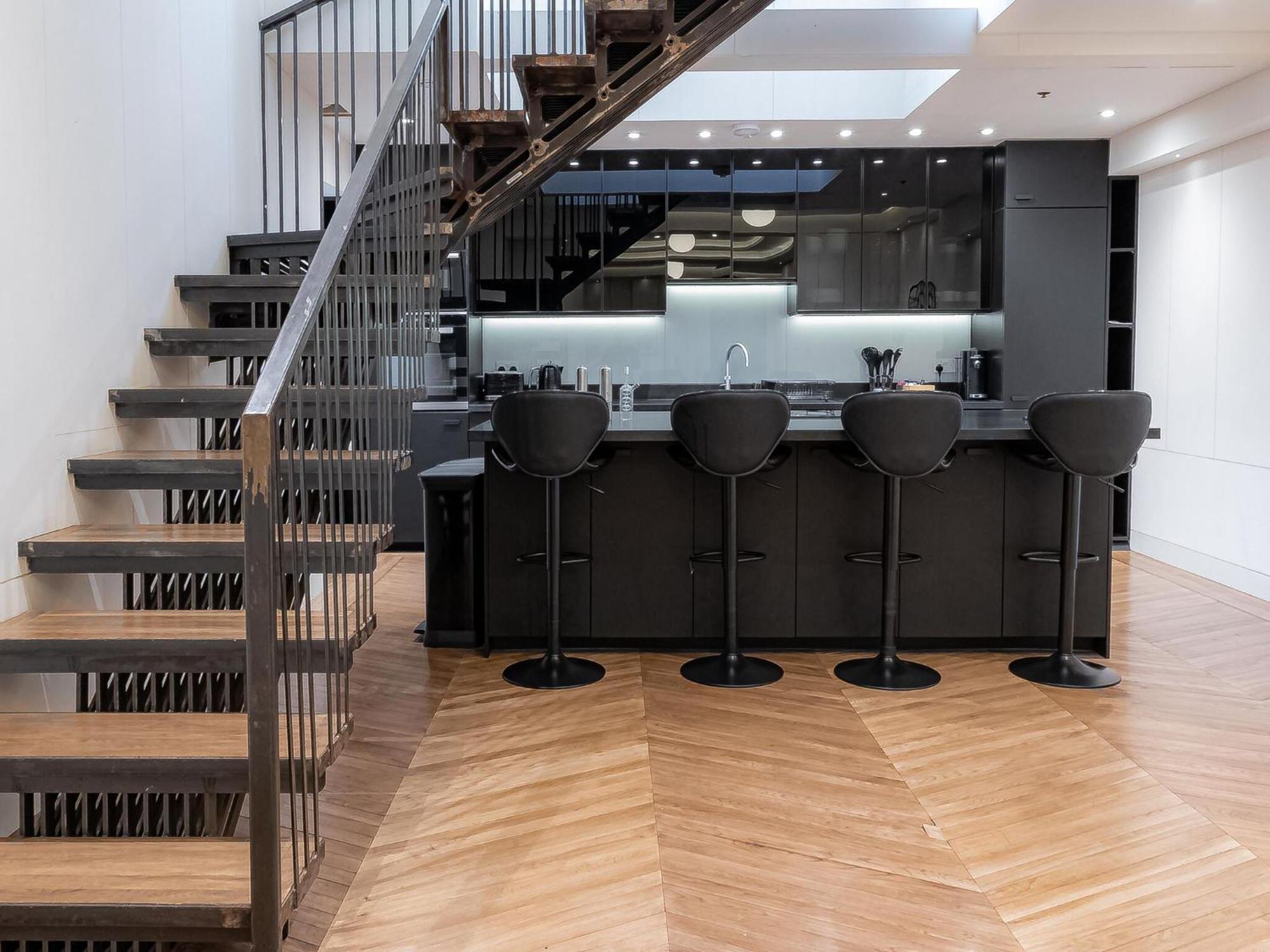 Modern Deluxe Five Bedroom House Near Chalk Farm Station By Belvilla Londra Esterno foto