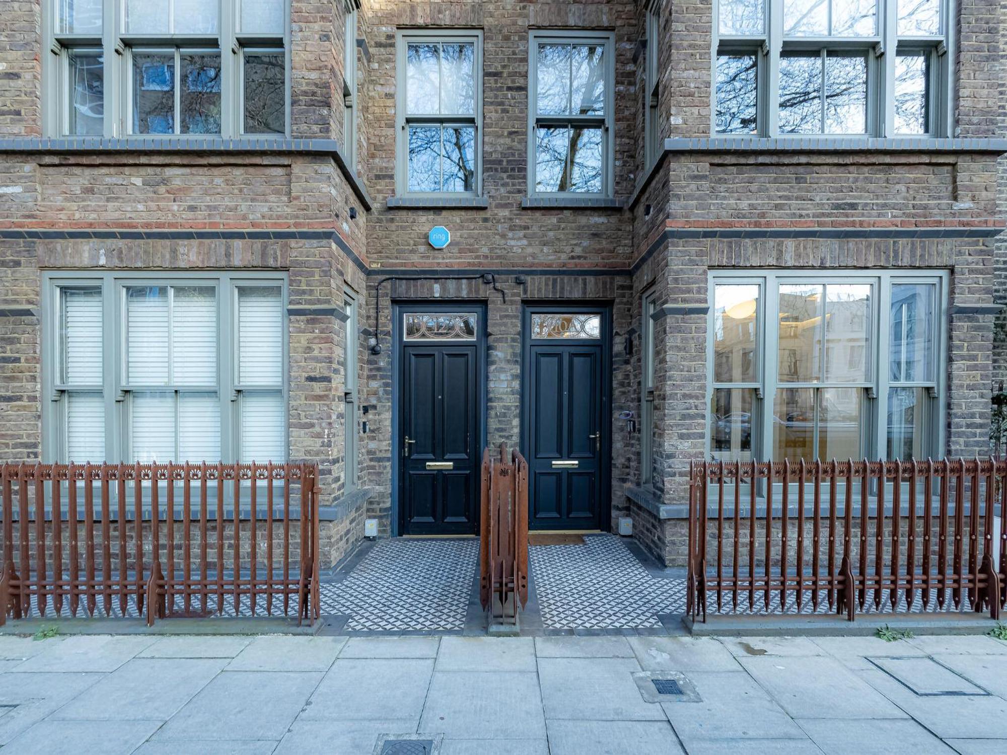 Modern Deluxe Five Bedroom House Near Chalk Farm Station By Belvilla Londra Esterno foto